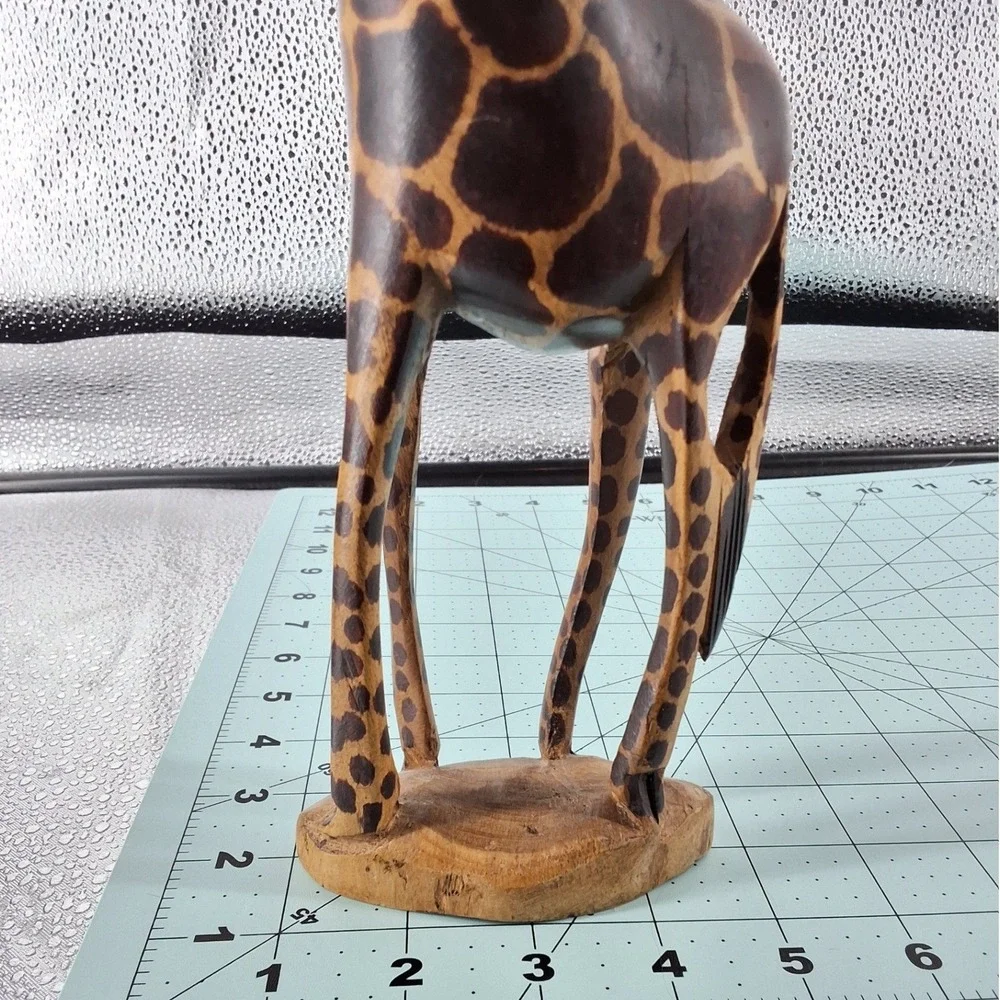 Hand Carved Wooden‎ Giraffe Figurine 12 Inch African Safari Wildlife Decor Brown